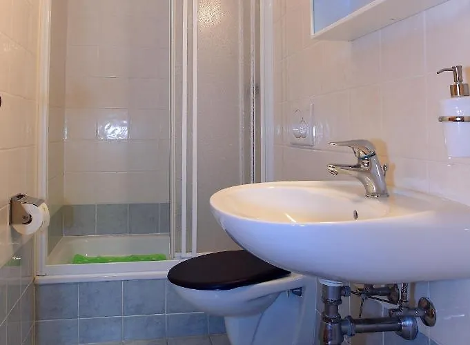 Bed & Breakfast Annie's 3*