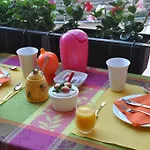 Alojamento de Acomodação e Pequeno-almoço Annie's 3*
