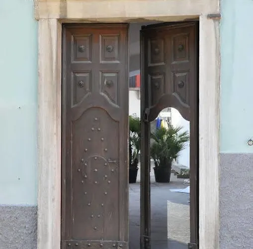 Annie's Bed & Breakfast